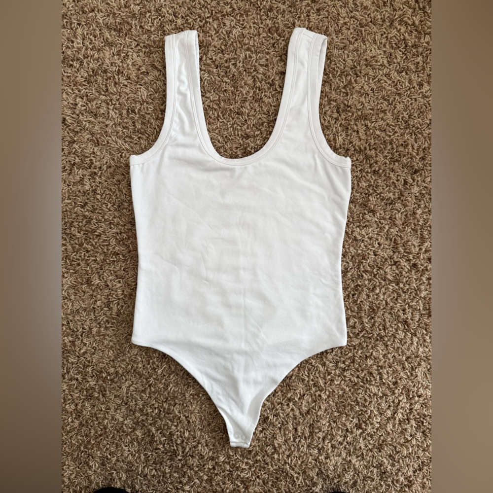 NUUDS White Bodysuit